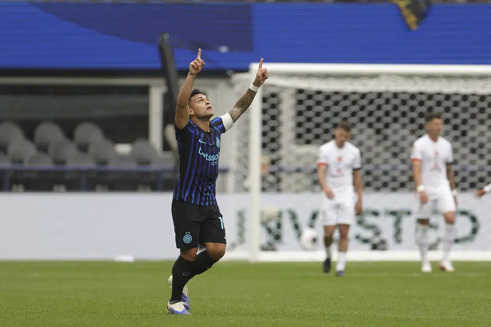 旺源配资 国米2-1逆转获世俱杯首胜！送日本独苗出局 20岁奇兵第92分钟绝杀